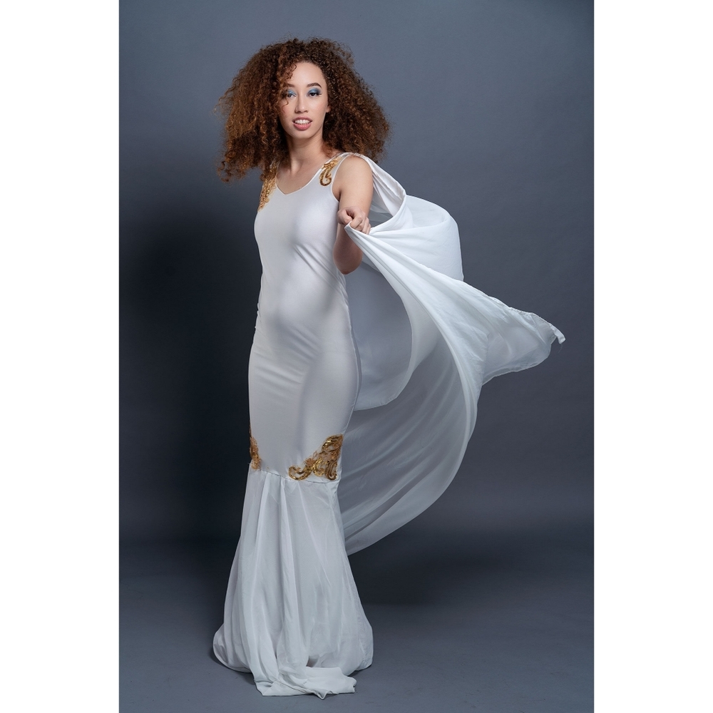 Goddess gown - Picture 3 of 6